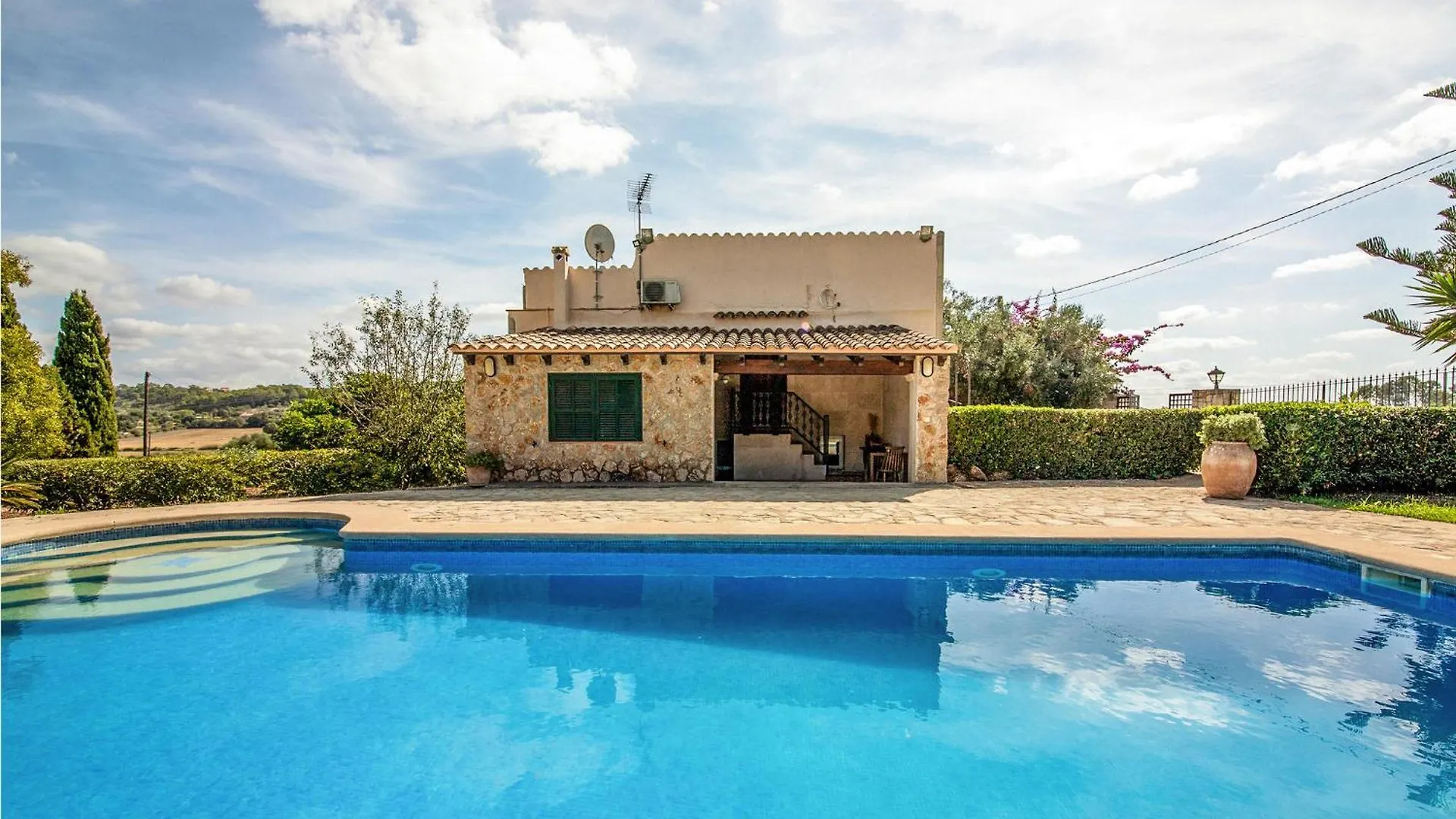 Nice Home In Sineu Vakantiehuis Sineu (Mallorca)